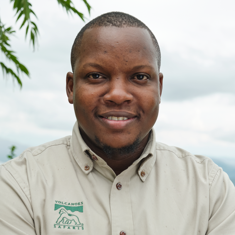 Volcanoes Safaris Staff 819