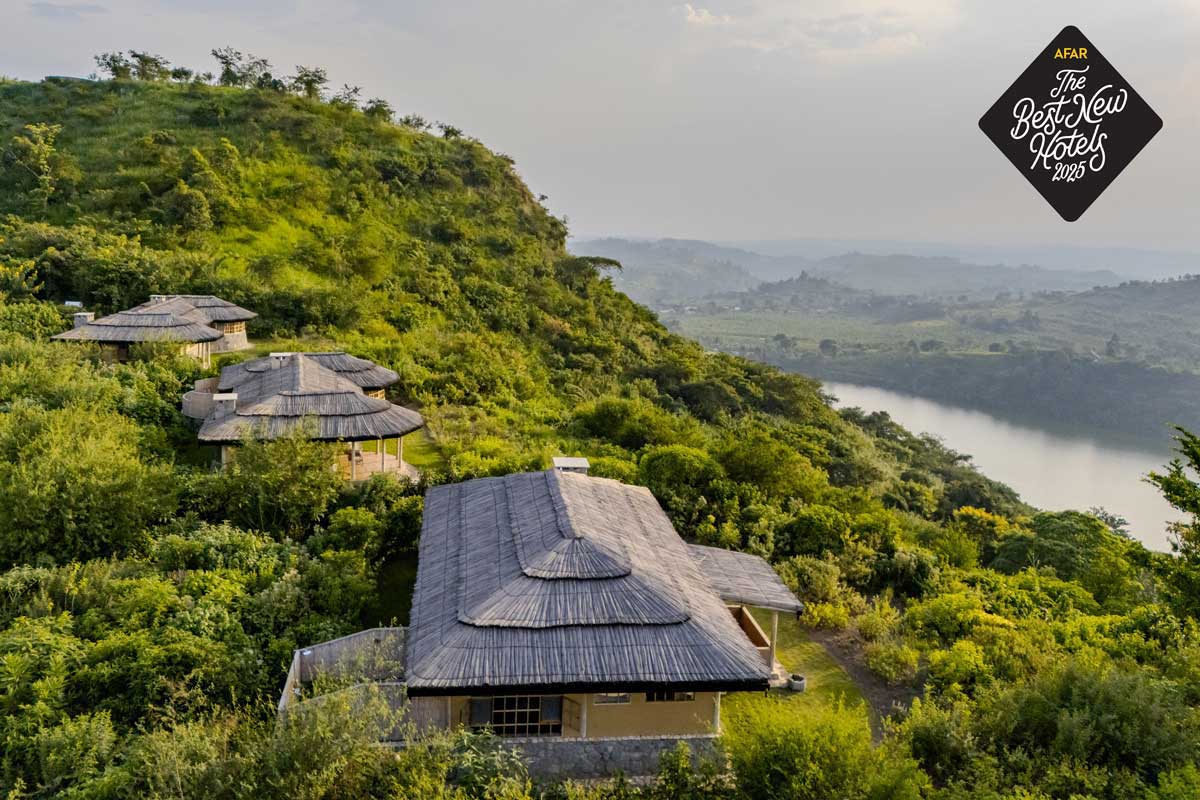 Volcanoes-Kibale-Landscape-10